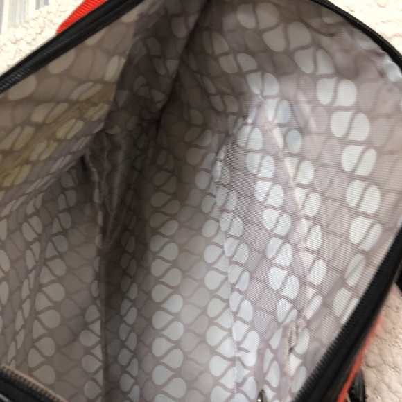 Sturdy red ADP bag - Picture 4 of 4